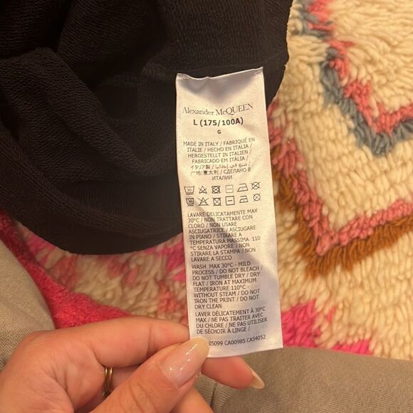 Alexander McQueen Men's Graffiti-Print Pullover Hoodie - Picture 4 of 7